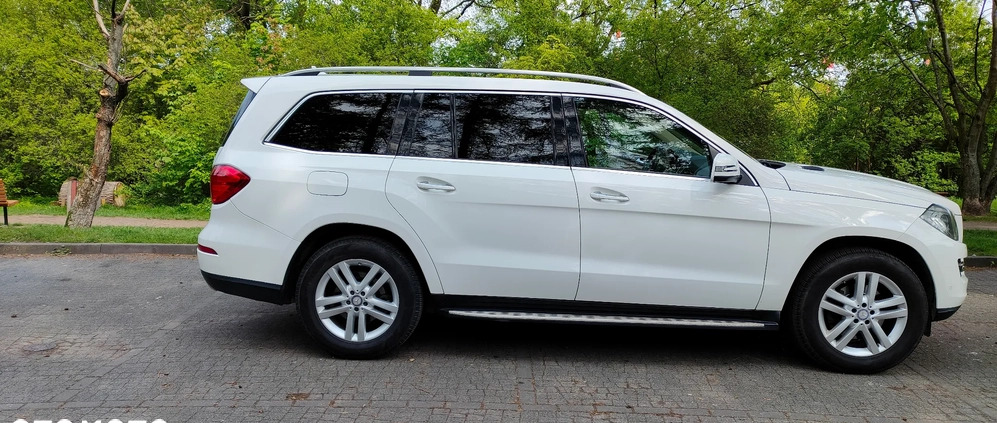 Mercedes-Benz GL cena 140000 przebieg: 117000, rok produkcji 2014 z Warszawa małe 106